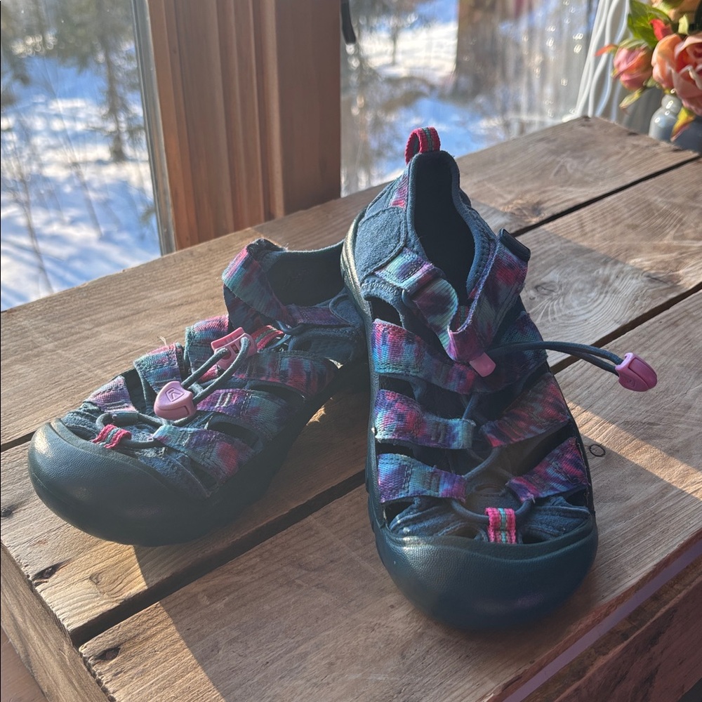 Keen | Blue and Pink Tie Dye Sandals Kids, River Hiking Outdoor Shoes